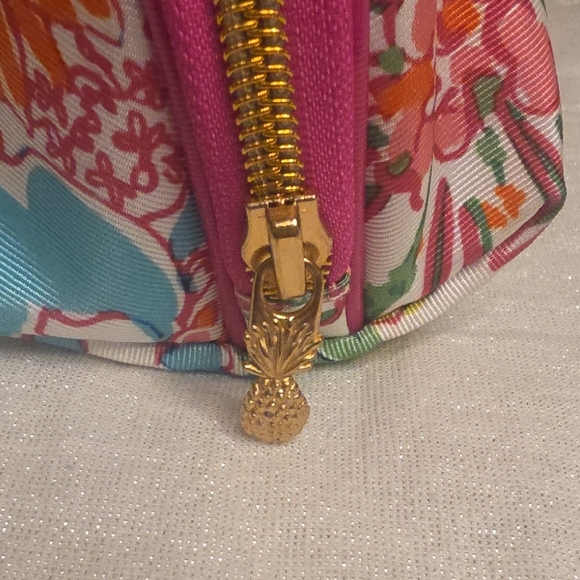 Lilly Pulitzer Floral Cosmetic Pouch - Pink, Orange, Yellow, Green, Blue 6.5×5 - Picture 4 of 8